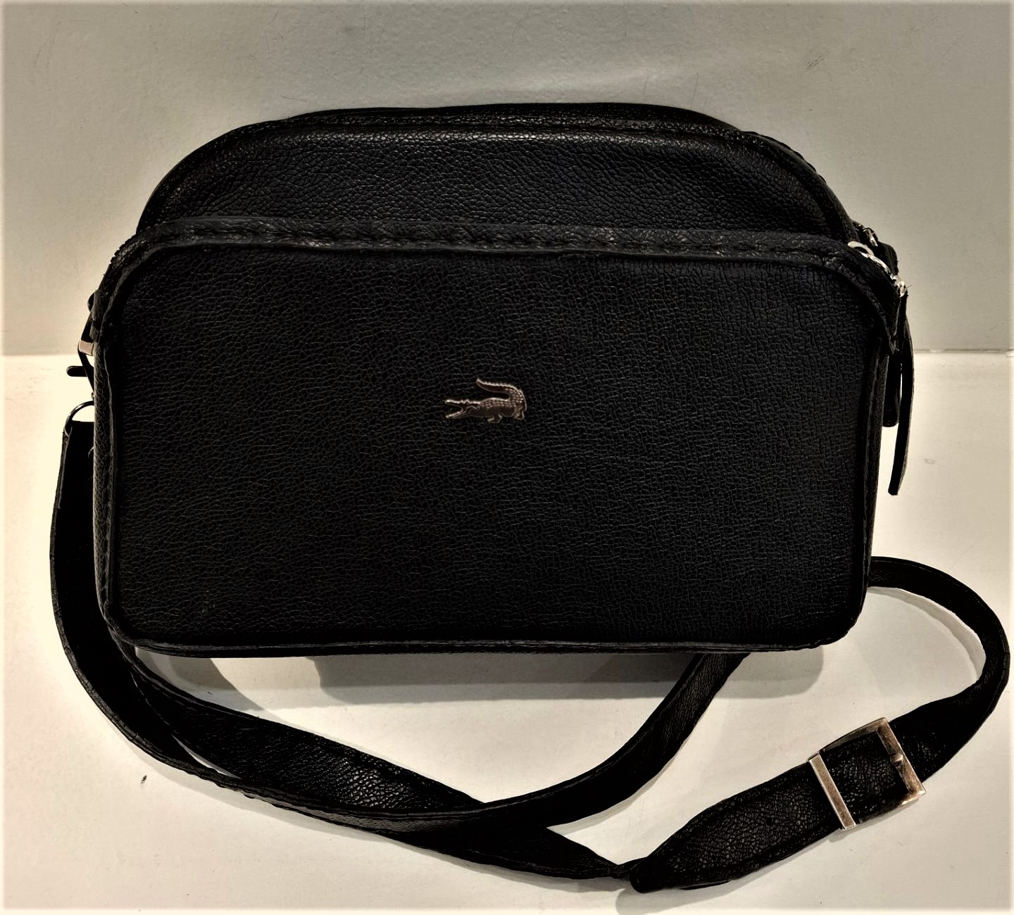 کیف زنانه چرم طبیعی دست دوز با بند چرم